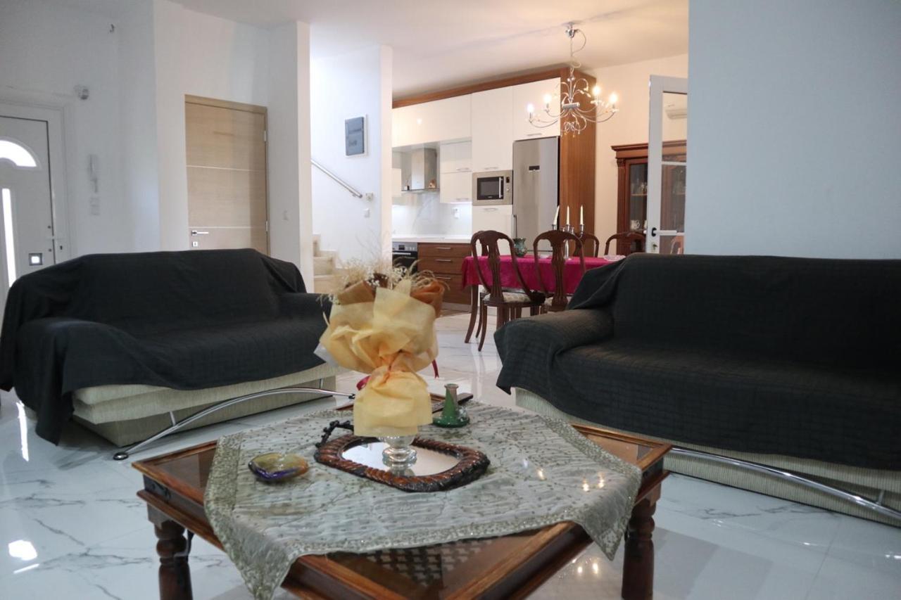 Apartments Bela PalaiónTsiflíkion 外观 照片
